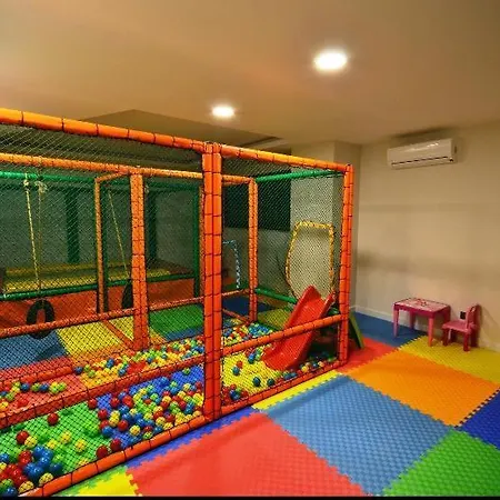 Konak Tower 80 Seaside Mahmutlar * Alanya