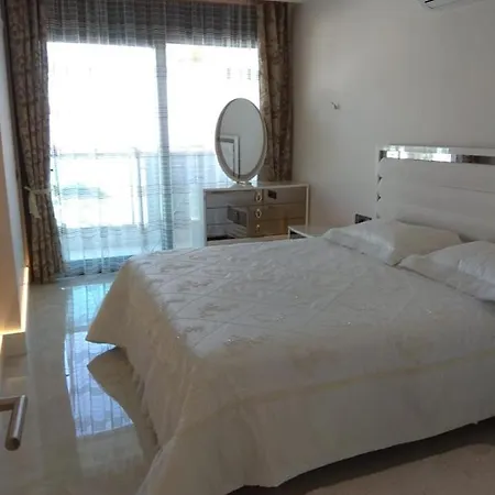 Konak Tower 80 Seaside Mahmutlar * Alanya